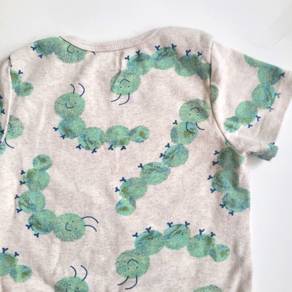 Old Navy one piece beige and green 18-24 months - Picture 6 of 8